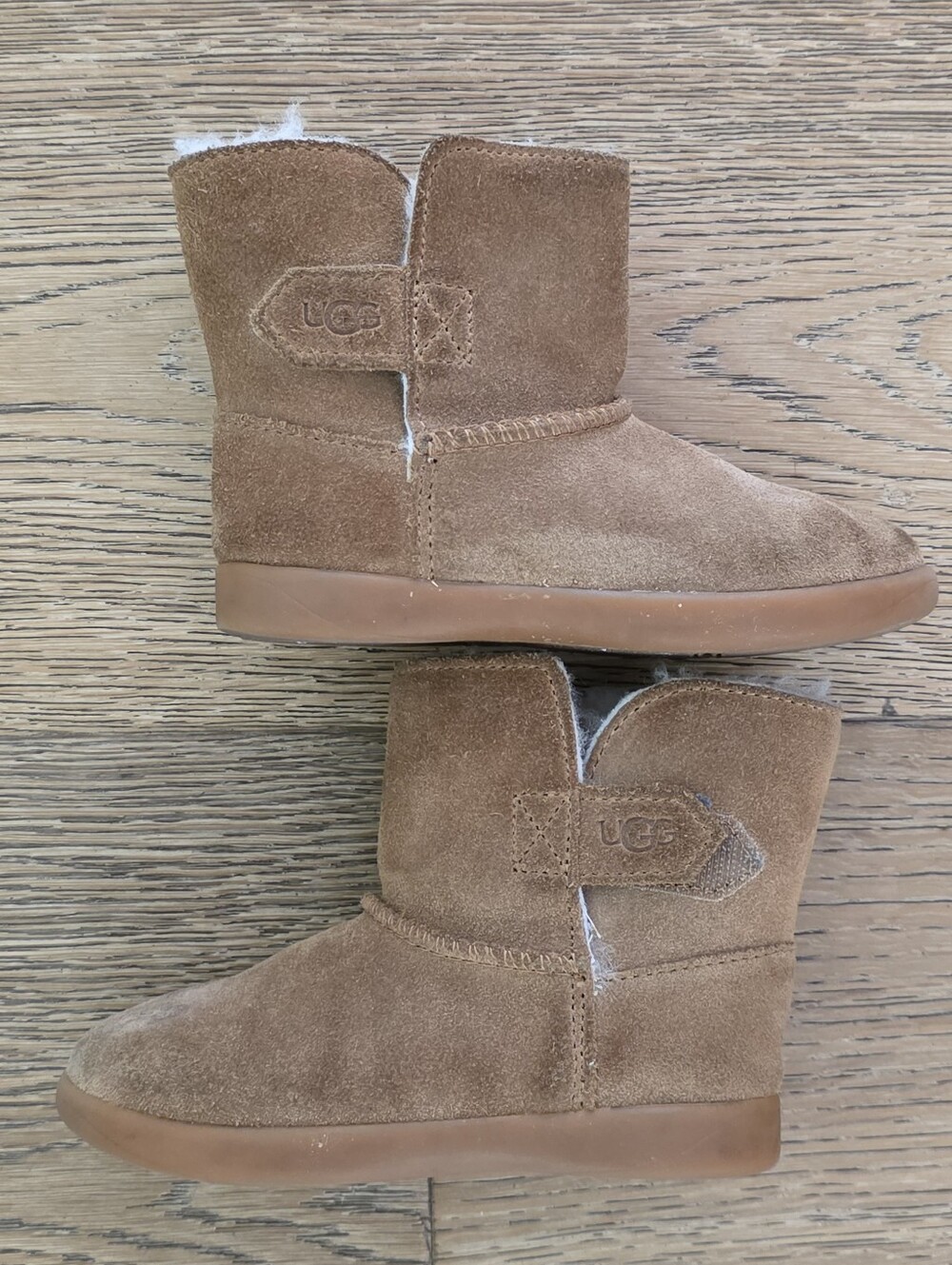 UGG Chestnut Suede Kids Short Boots